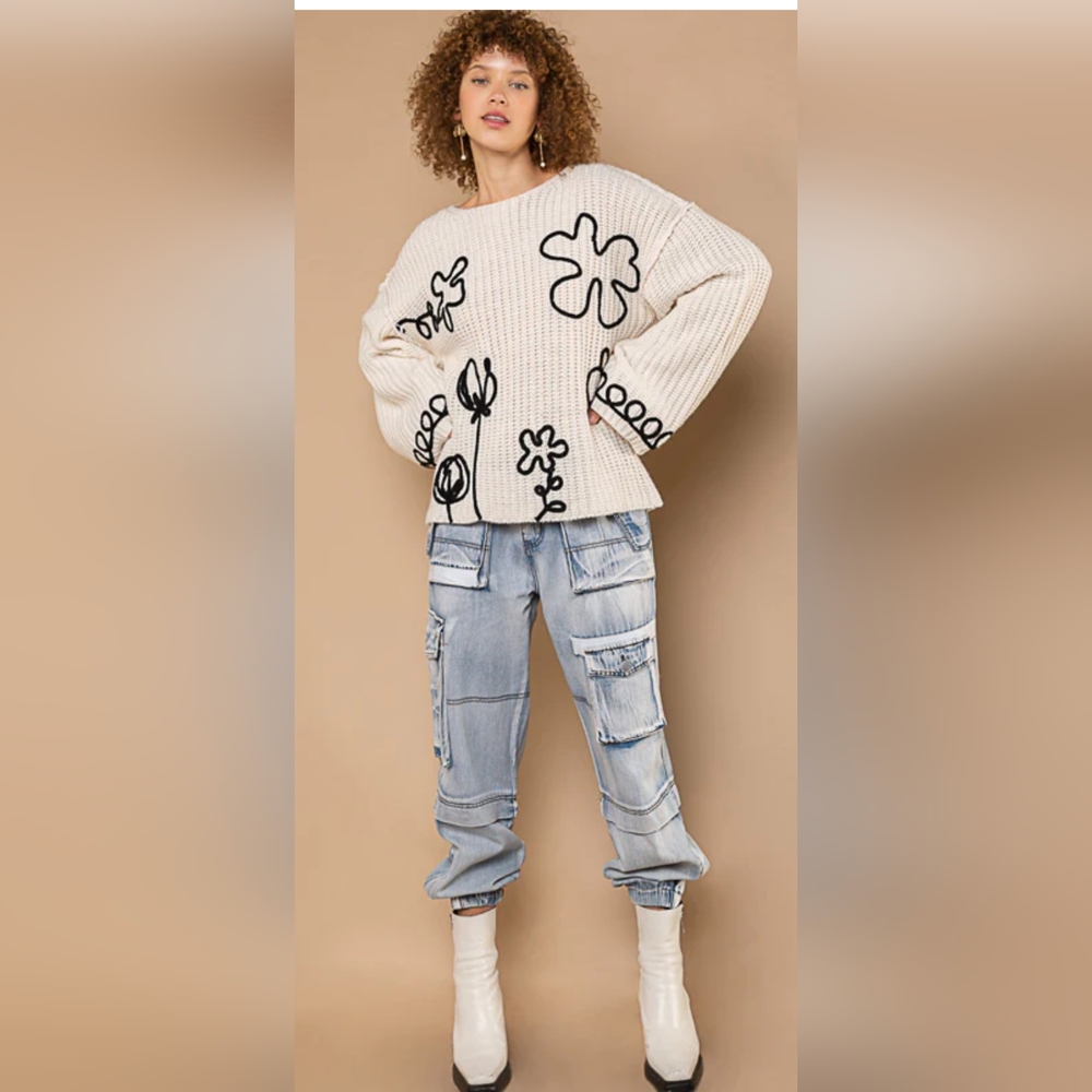 New POL Oversized Contrast Yarn Floral Sweater